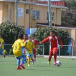 Primary football semifinal spots booked